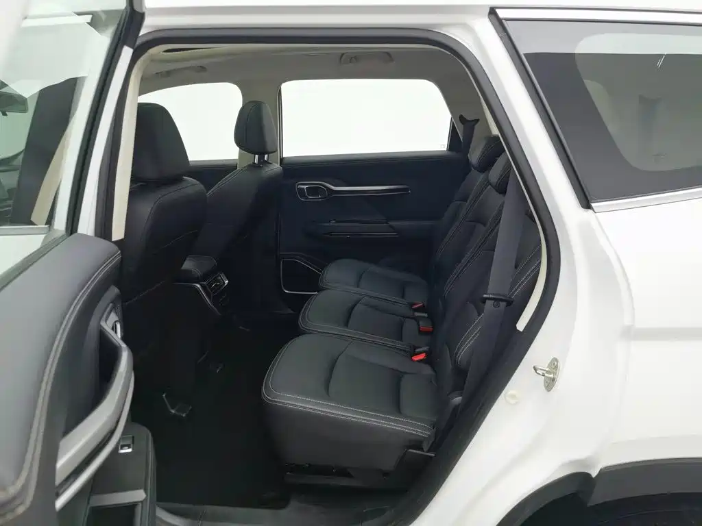 Geely Haoyue — миниатюра 12
