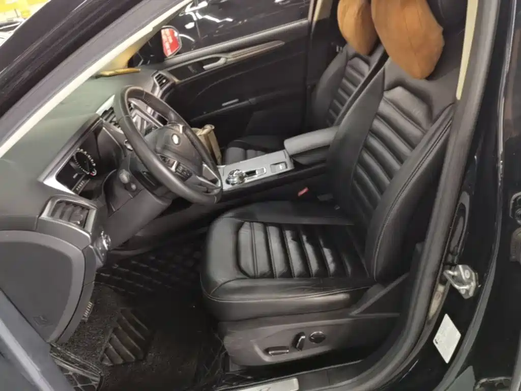 Ford Mondeo — миниатюра 15