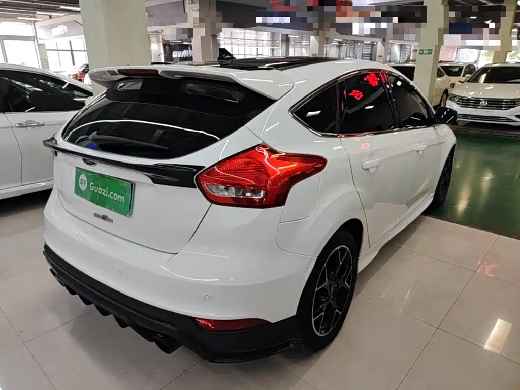 Ford Focus — миниатюра 7