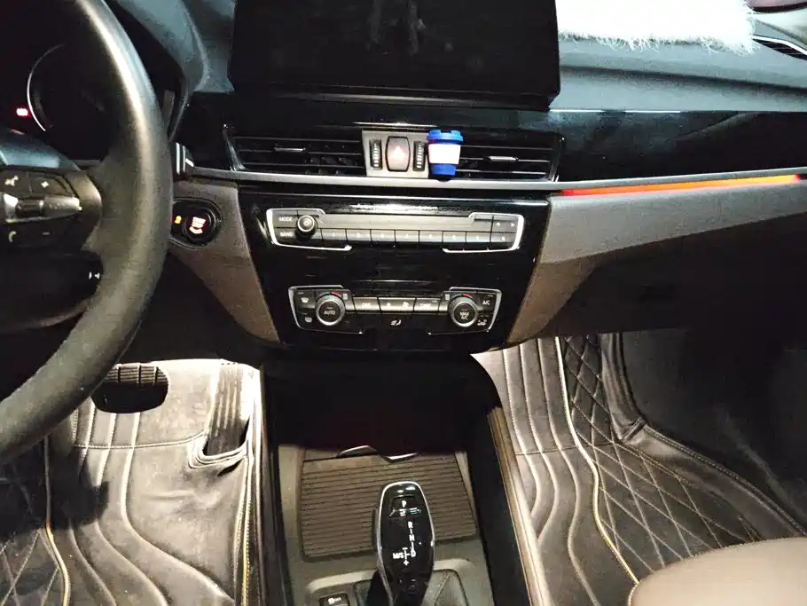 BMW X1 — миниатюра 13