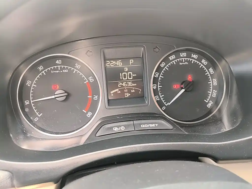 Skoda Fabia — миниатюра 12