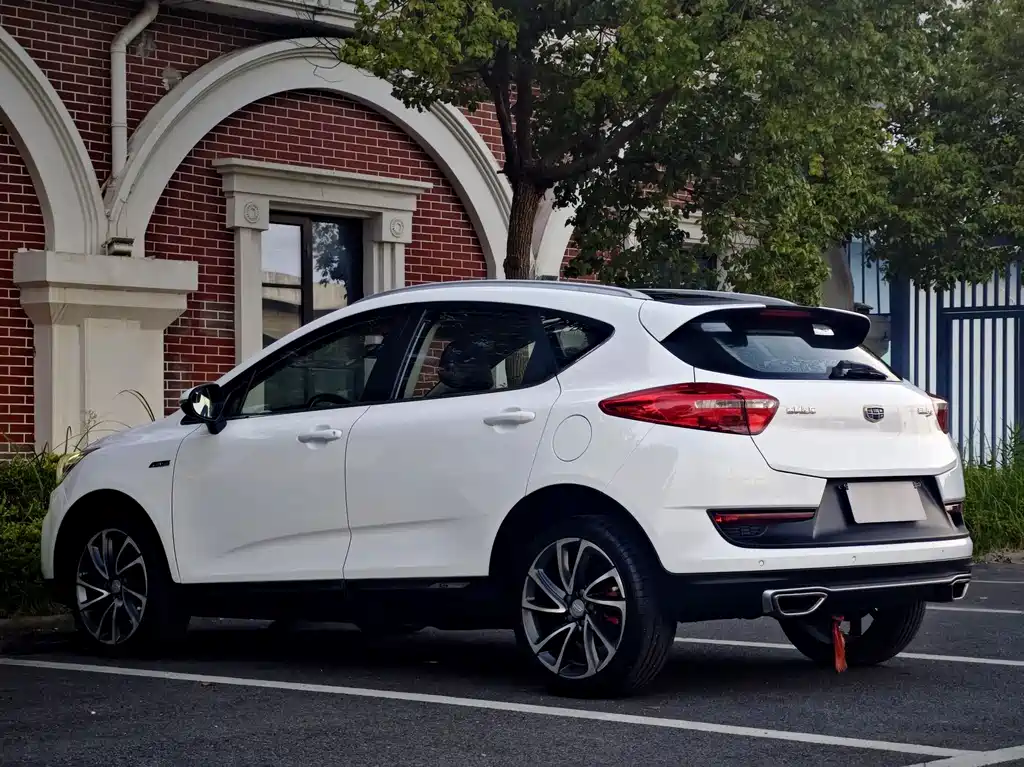 Geely Emgrand GS — миниатюра 7