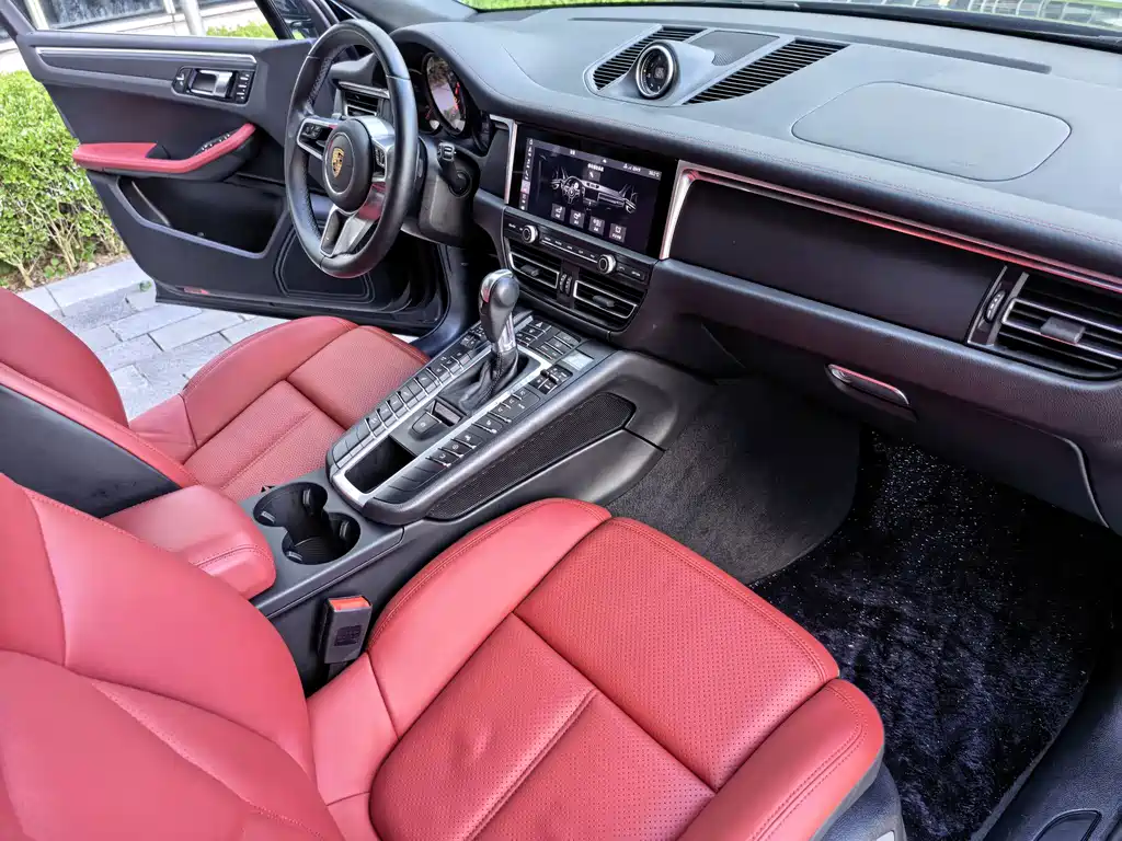 Porsche Macan — миниатюра 31
