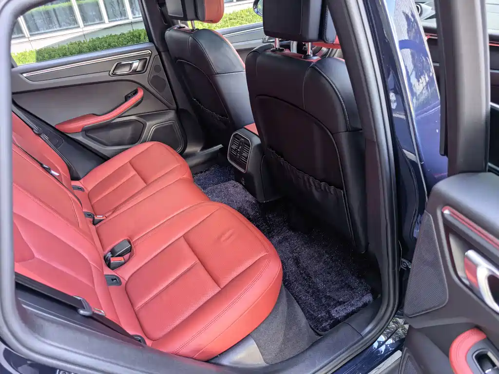 Porsche Macan — миниатюра 36