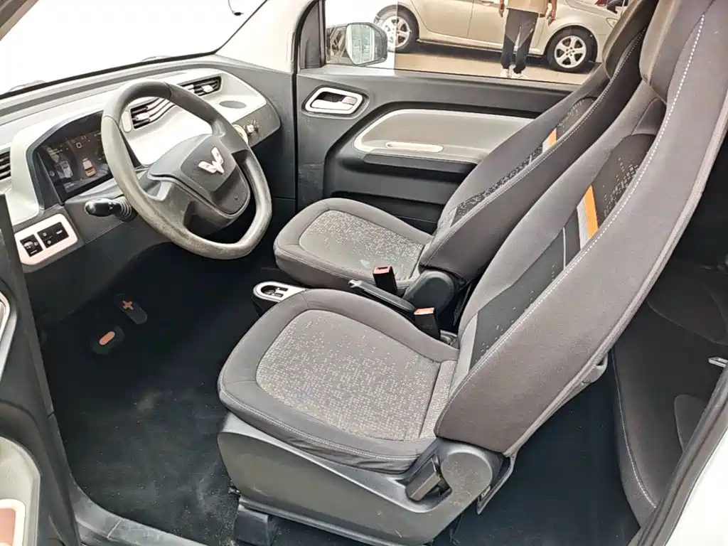 Wuling MINIEV — миниатюра 15