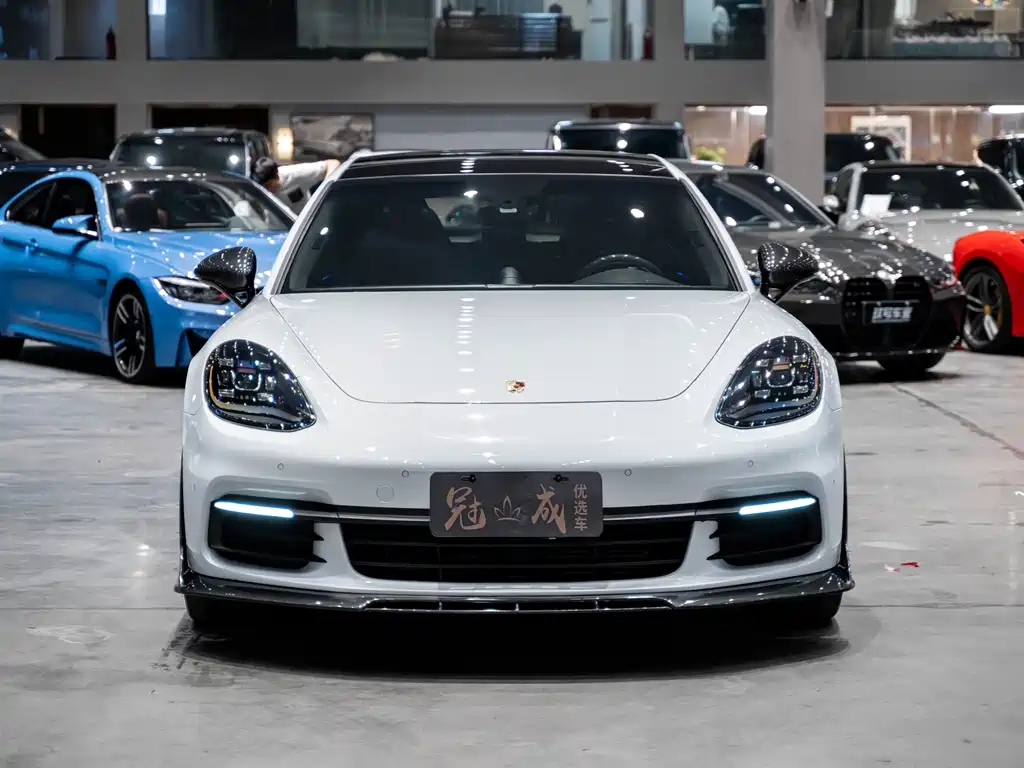 Porsche Panamera 2017 Panamera 4 Sport Turismo 3.0T