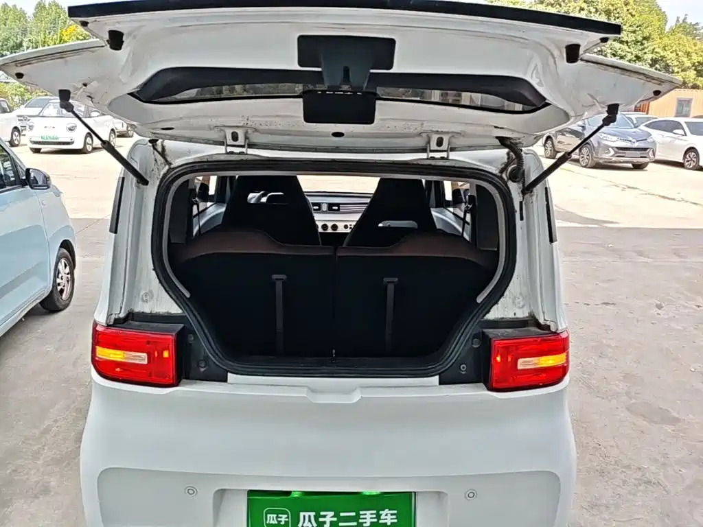 Wuling MINIEV — миниатюра 19
