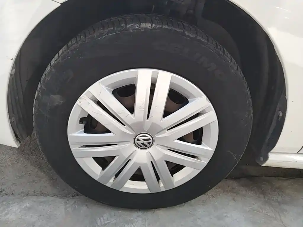 Volkswagen Polo — миниатюра 23