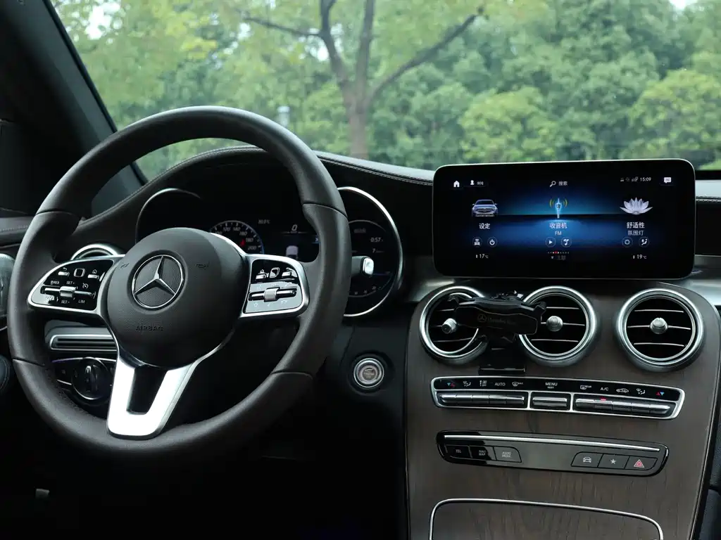 Mercedes-Benz GLC — миниатюра 14