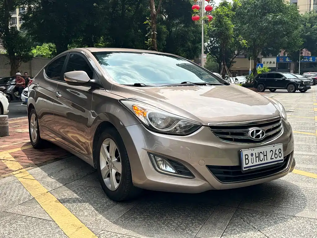 Hyundai Elantra Langdong — миниатюра 3