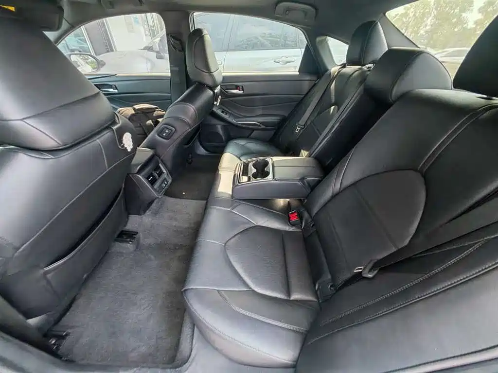 Toyota Avalon 2019 2.0L Luxury VI