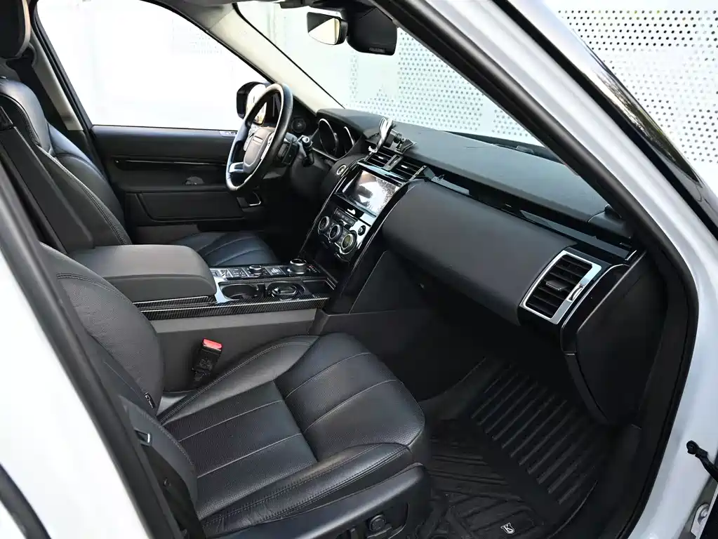 Land Rover Discovery — миниатюра 4