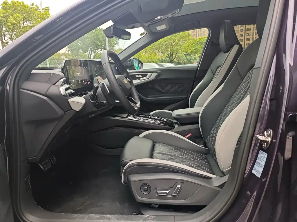 Audi A5L — миниатюра 13