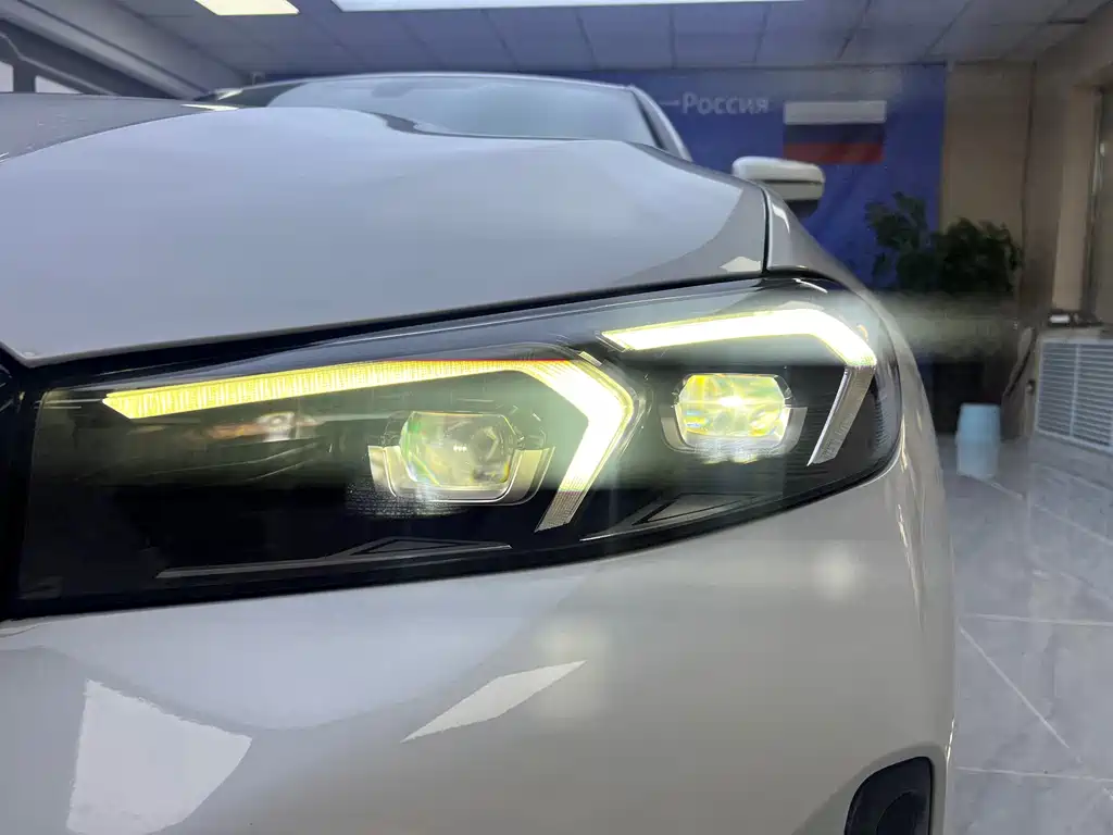 BMW 3 Series — миниатюра 23