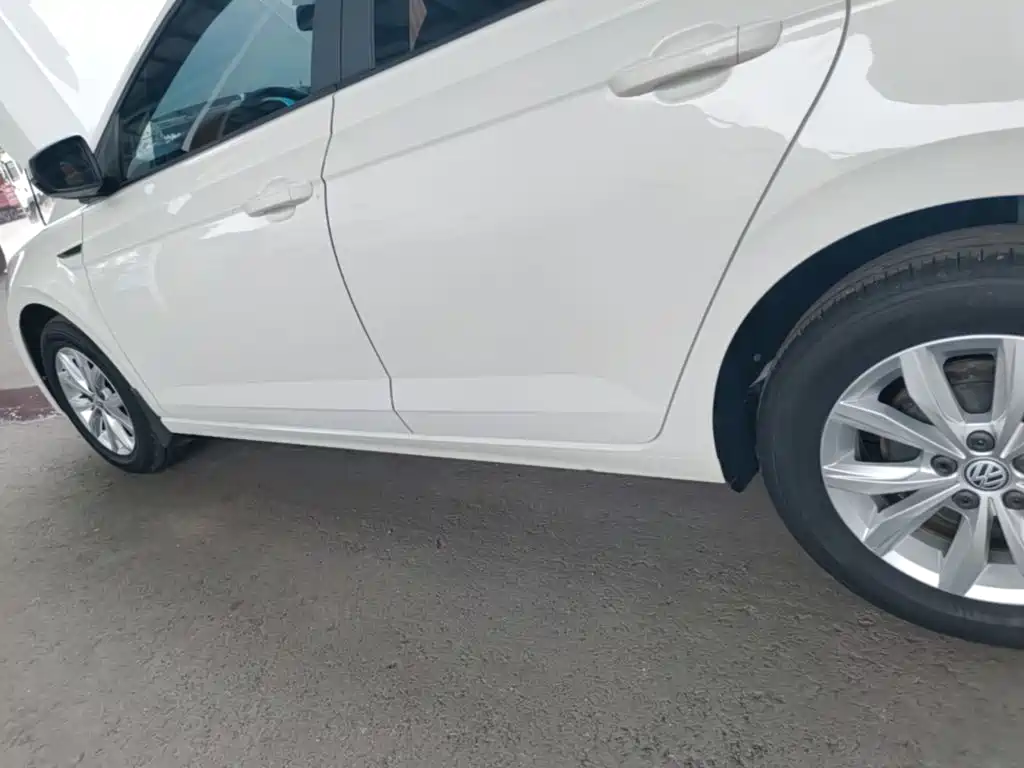 Volkswagen Polo — миниатюра 22