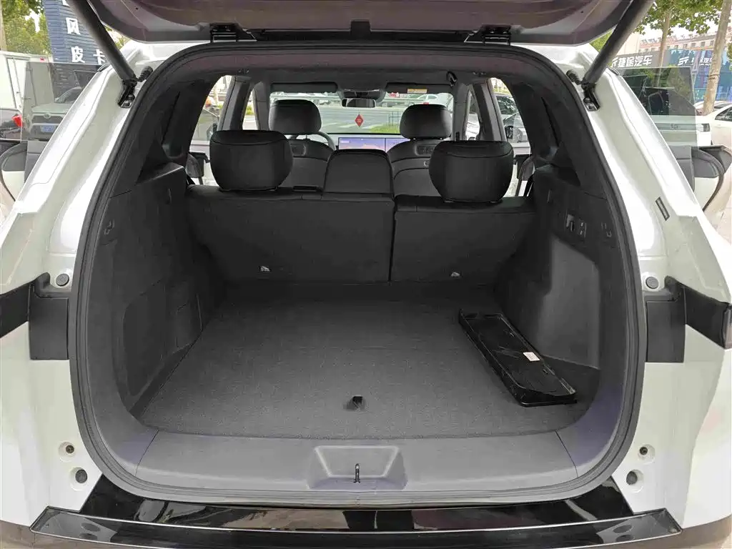 Nissan 日产NX8 — миниатюра 9