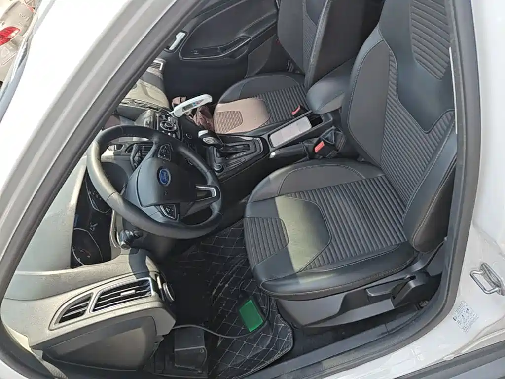 Ford Focus — миниатюра 15