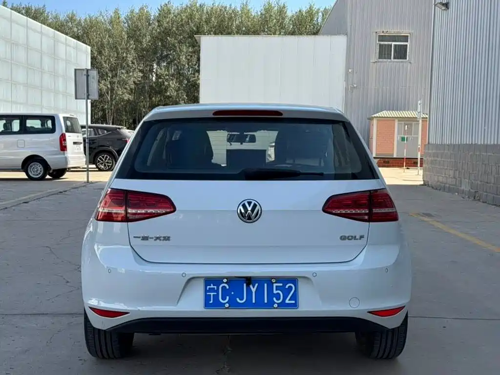 Volkswagen Golf — миниатюра 8