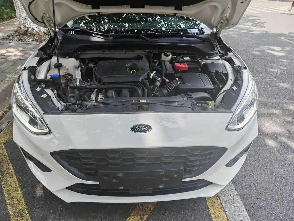 Ford Focus 2020 1.5L AT