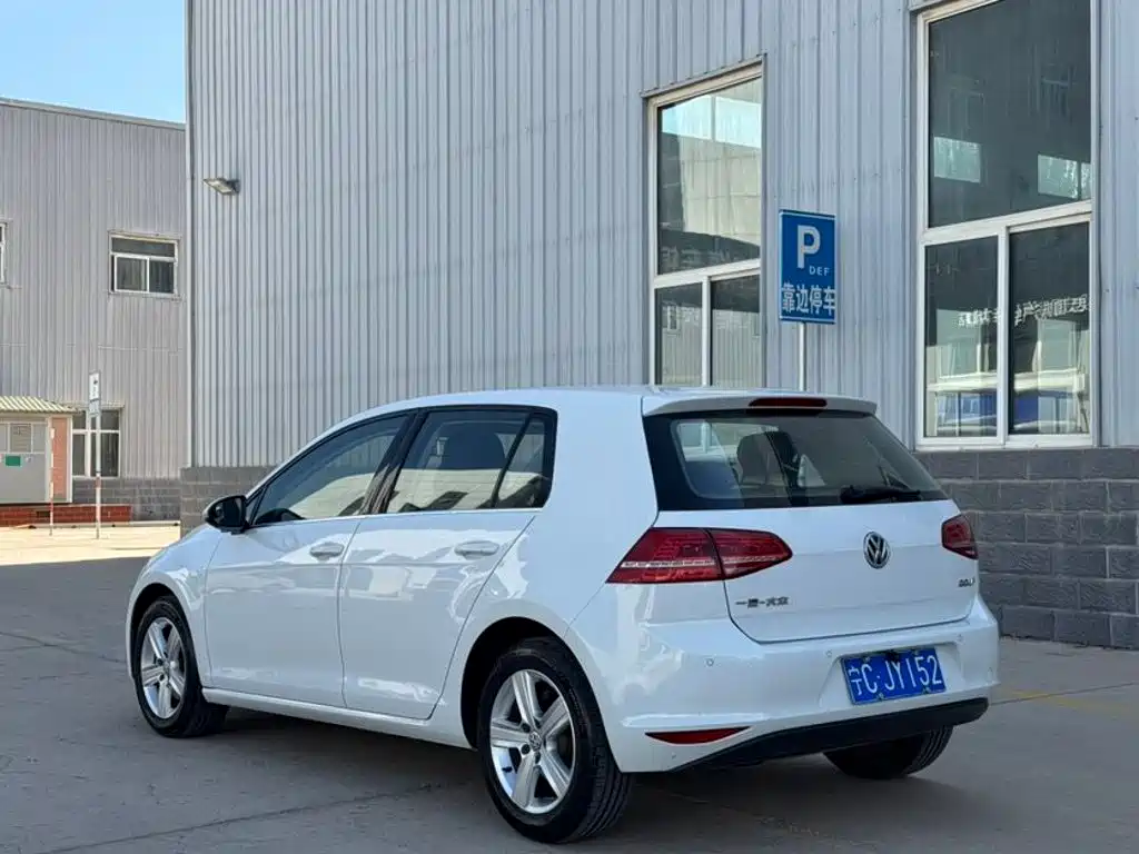 Volkswagen Golf — миниатюра 7