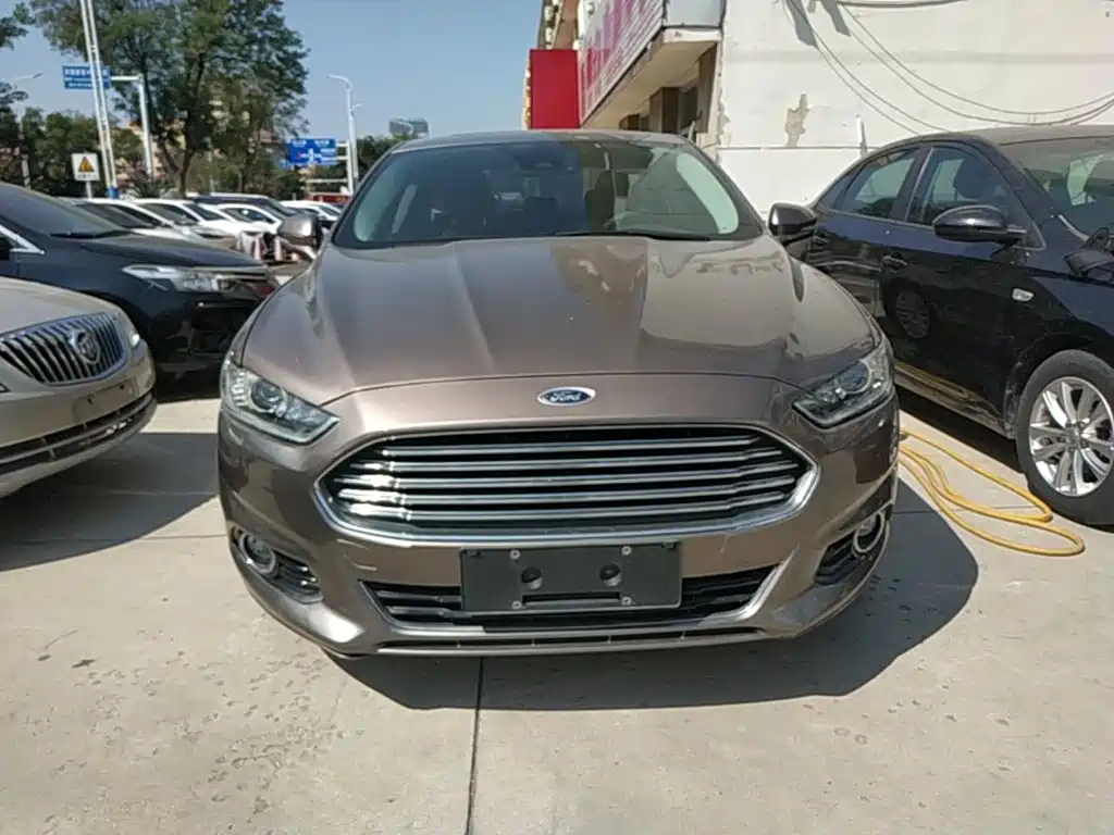 Ford Mondeo — миниатюра 3