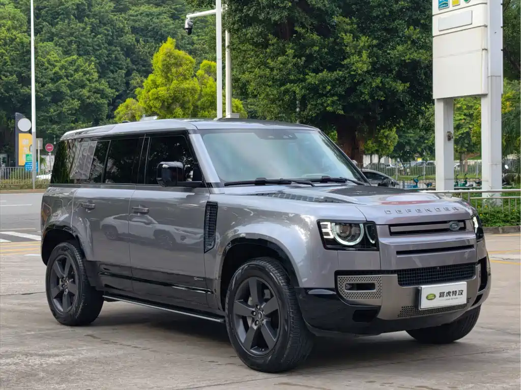 Land Rover Defender — миниатюра 3