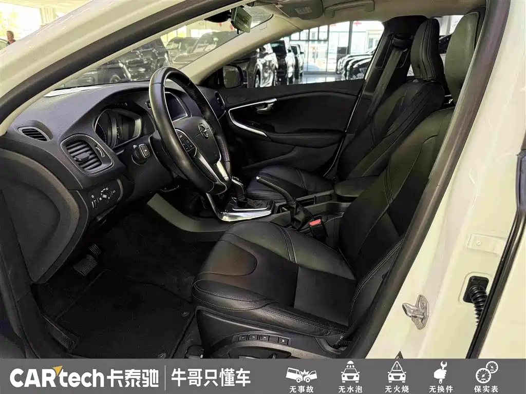 Volvo V40 — миниатюра 17