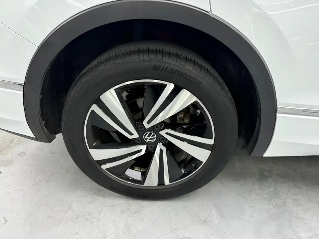 Volkswagen Tiguan X — миниатюра 17