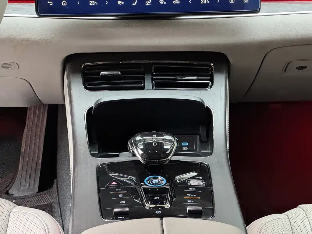 BYD Han — миниатюра 12