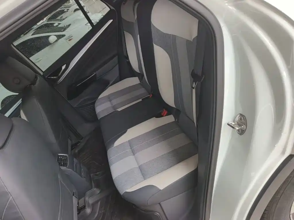 Volkswagen ID.4 Crozz — миниатюра 17