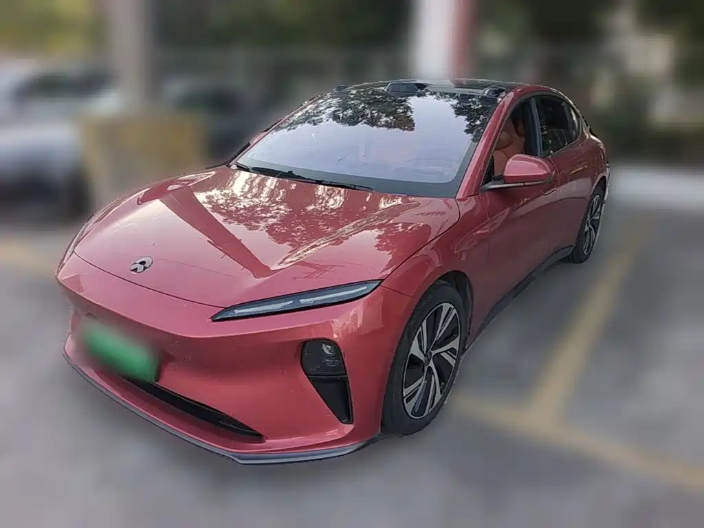 NIO ET5