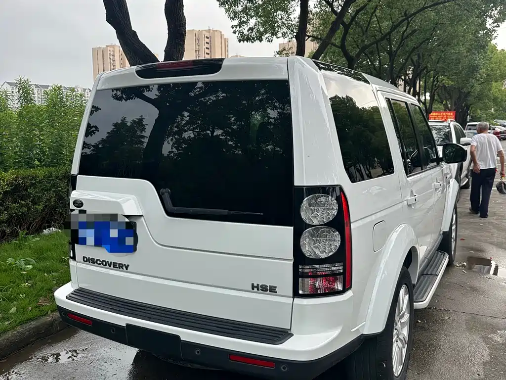 Land Rover Discovery 2016 3.0 SDV6 HSE