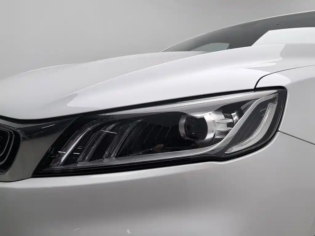 Geely Binrui — миниатюра 7