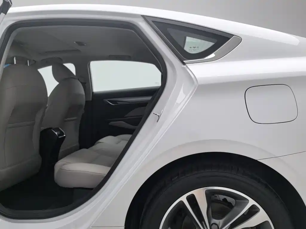 Geely Binrui — миниатюра 15