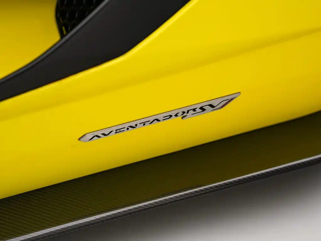 Lamborghini Aventador — миниатюра 14