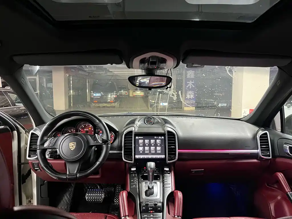 Porsche Cayenne 2011 Cayenne S Hybrid 3.0T