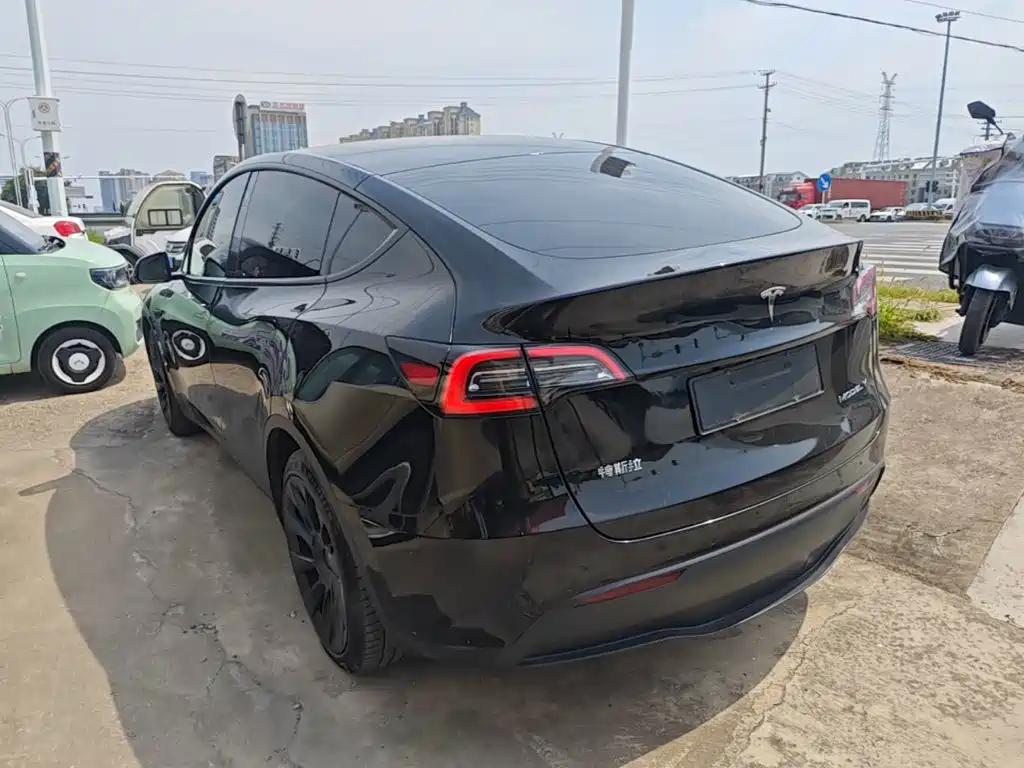 Tesla Model Y — фотографии объявления, Фото 6