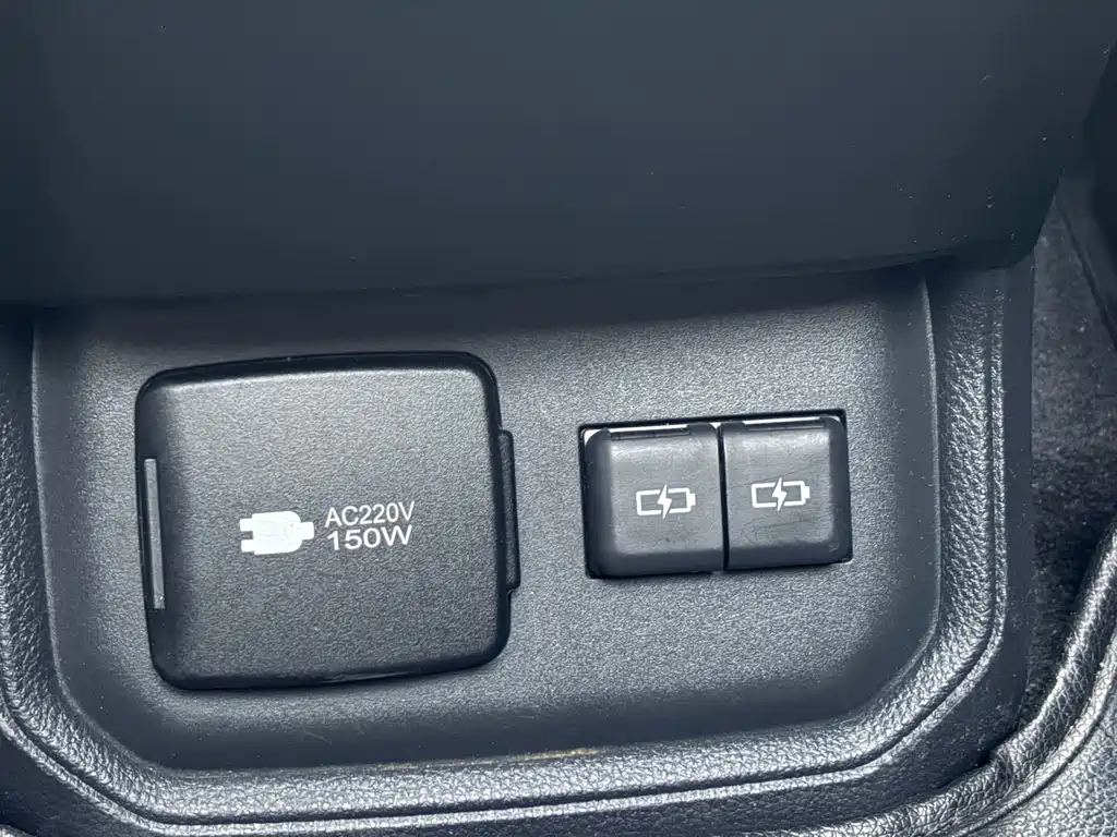 Toyota Highlander — миниатюра 25