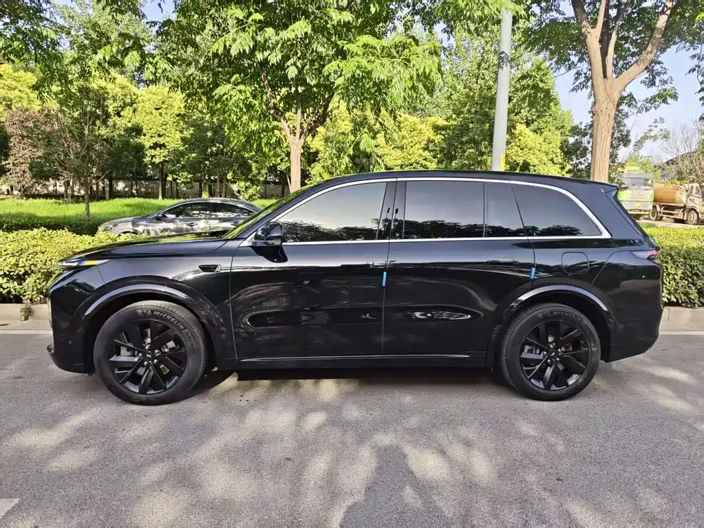 Li Auto L8 2023 Pro