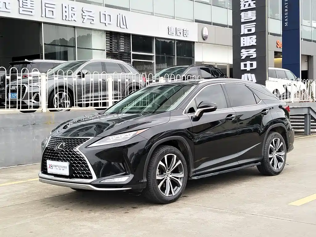 Lexus RX 2021