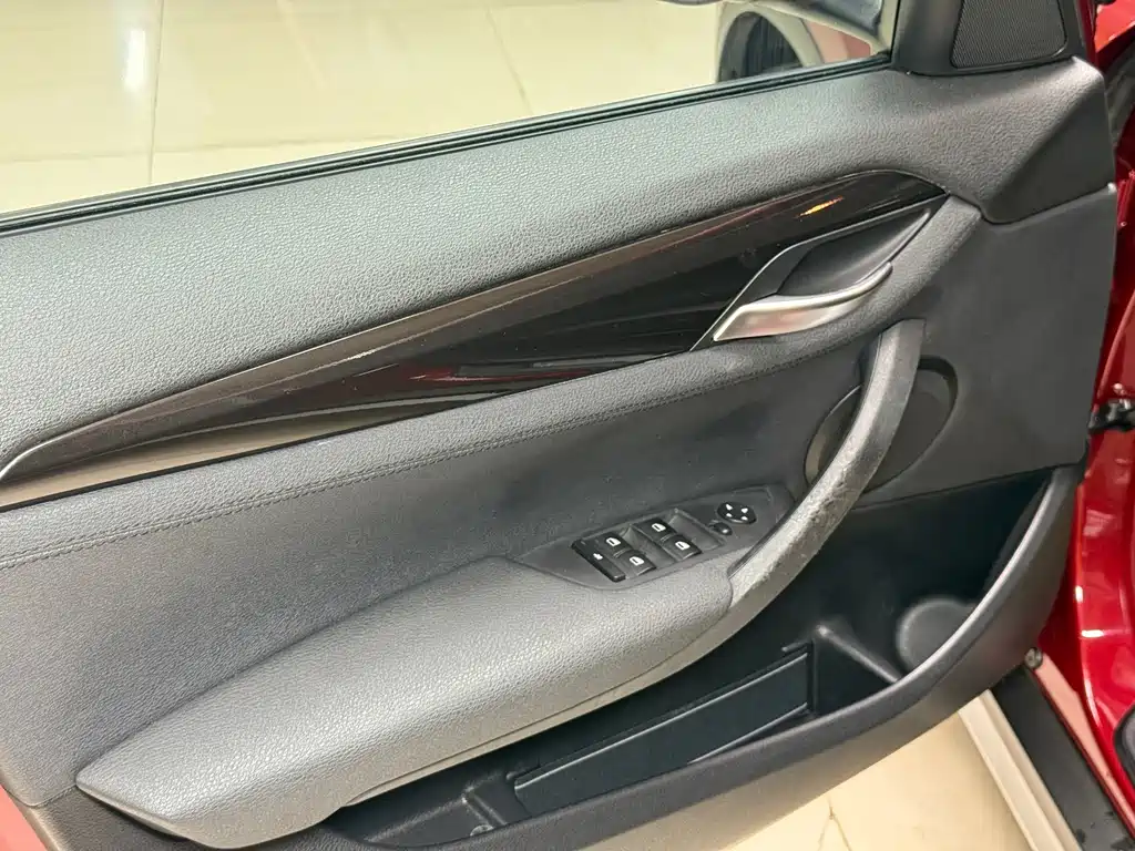BMW X1 — миниатюра 17