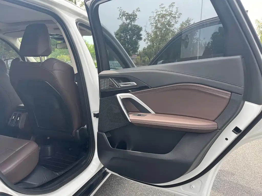 BMW X1 — миниатюра 14