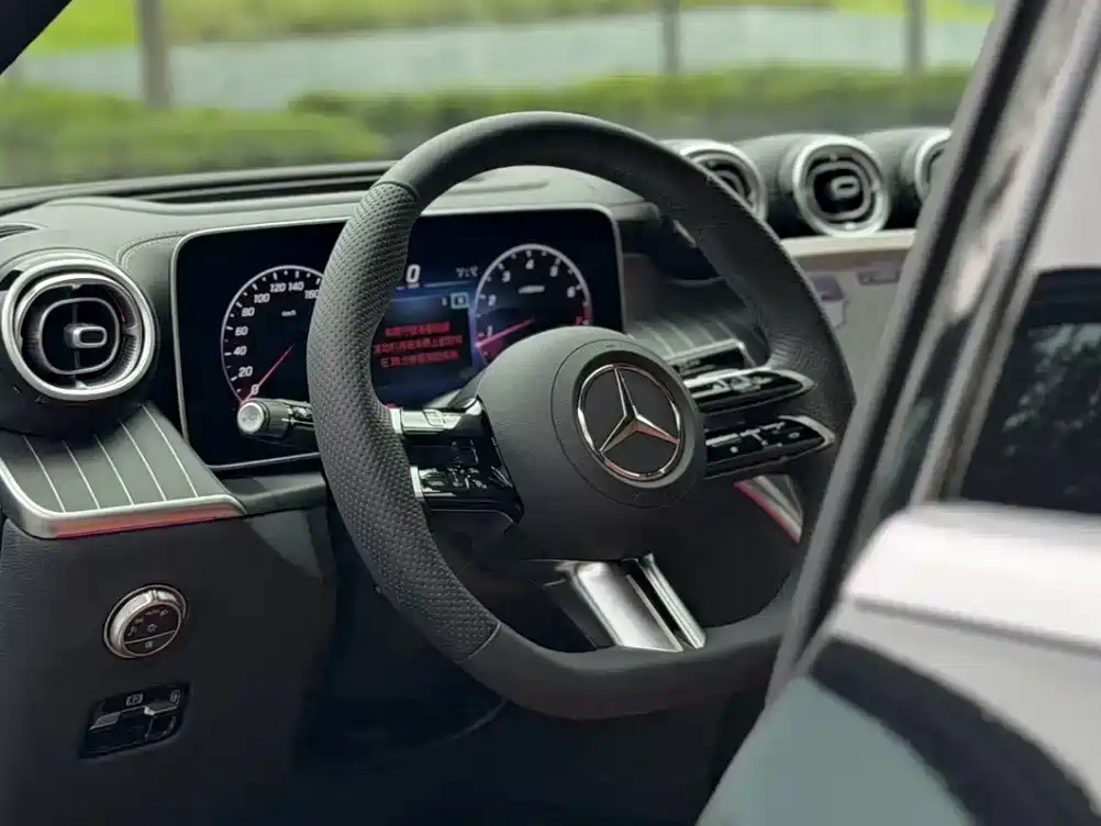 Mercedes-Benz GLC — миниатюра 9