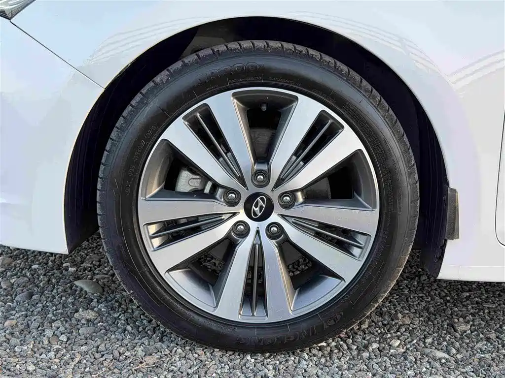 Hyundai Mistra — миниатюра 14