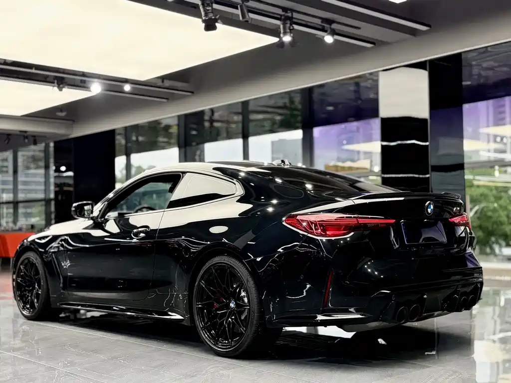 BMW M4 2024 M4 M xDrive