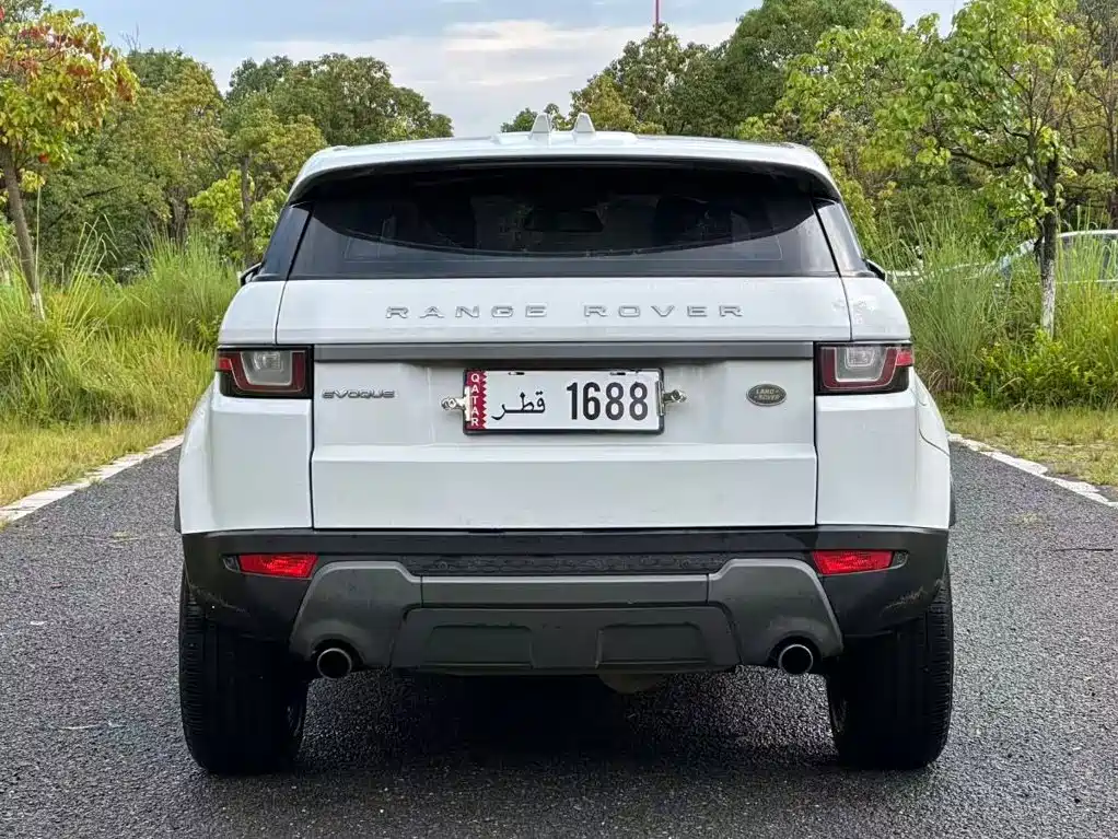 Land Rover Evoque — миниатюра 8