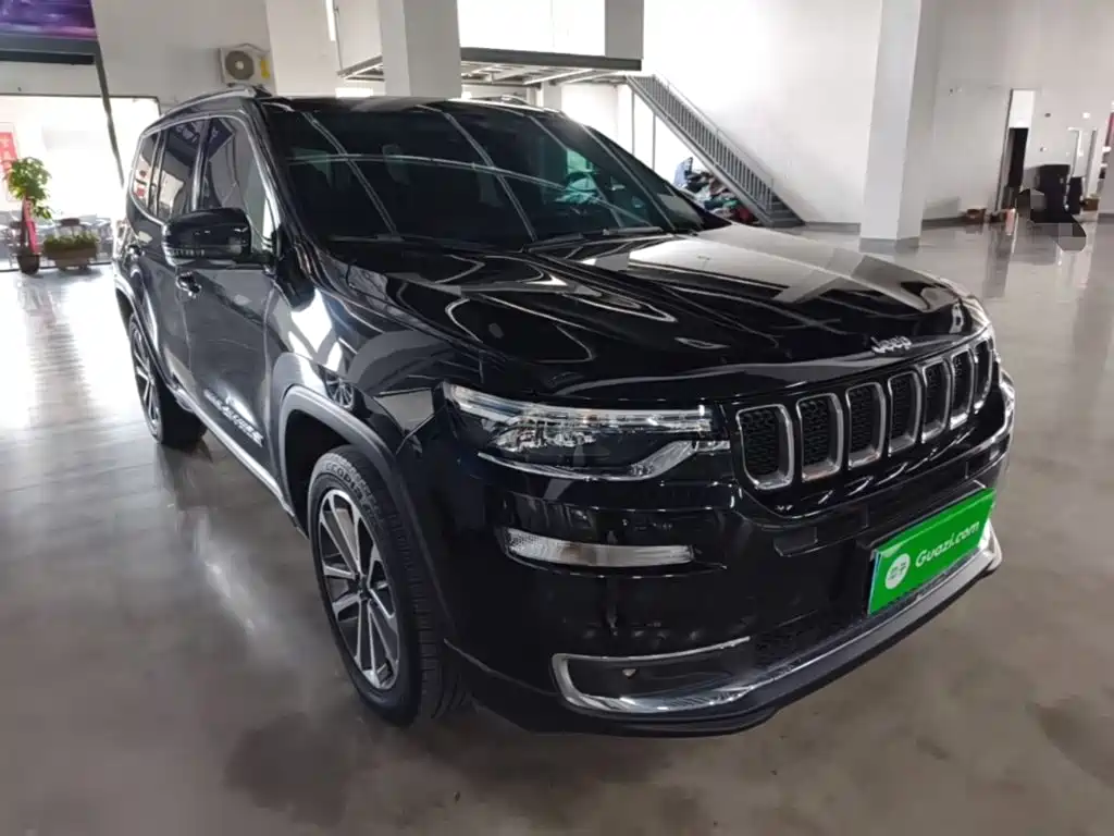 Jeep Grand Commander — миниатюра 4