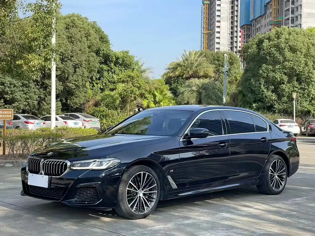 BMW 5 Series 2022