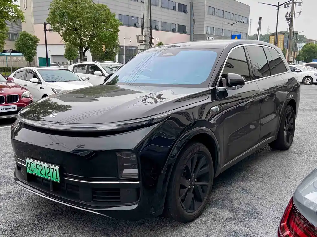 Li Auto Li L8 2024