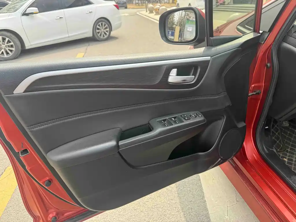 Honda Jade — миниатюра 11